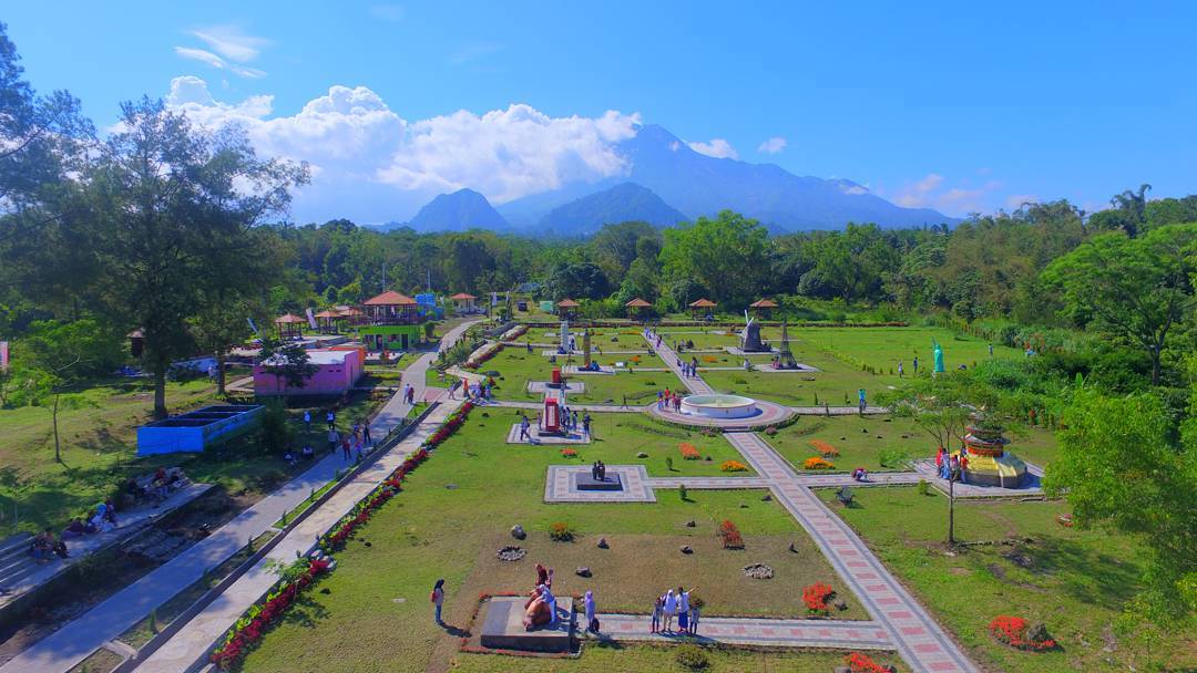 Keliling Dunia di Merapi Park Yogyakarta