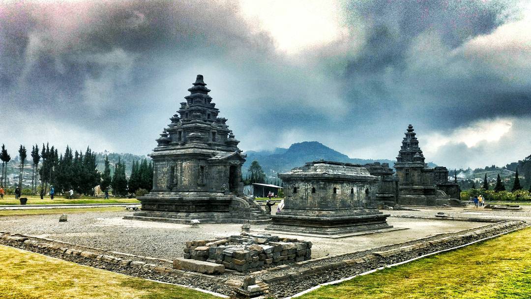 Berkunjung ke Candi Arjuna, Bangunan Bersejarah diatas Dieng