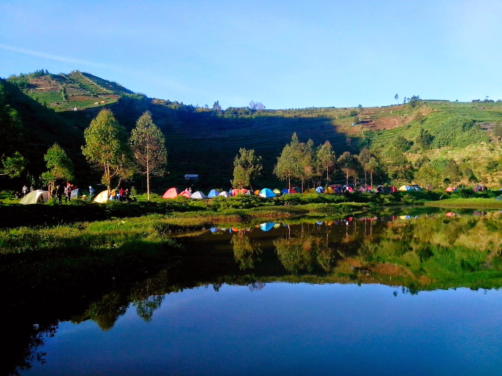 Menjelajahi Keunikan Telaga Cebong Dieng