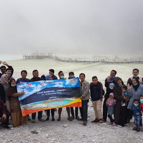 Paket Wisata 1 Hari di Kawah Putih (Bandung)